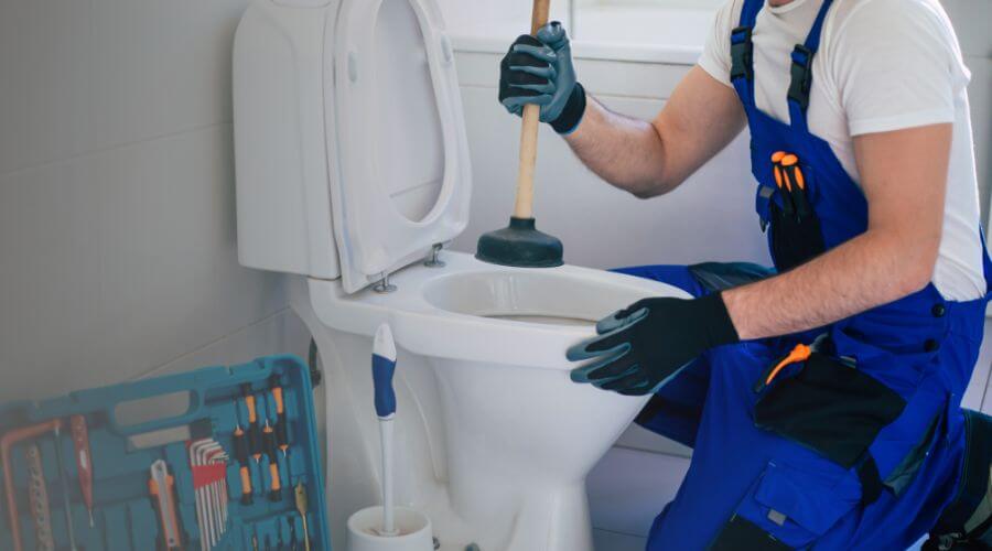Expert burst pipe repair services in Onsted, MI